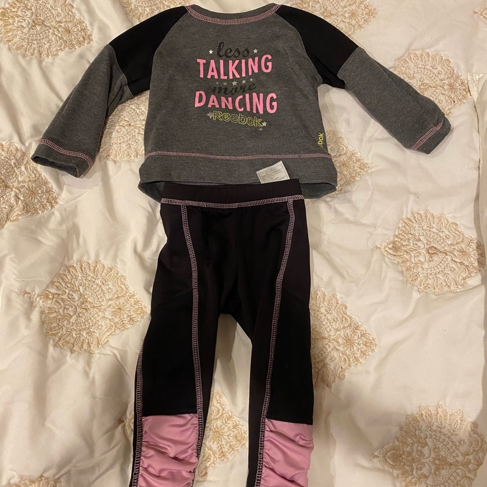 Reebok girls 18 month set